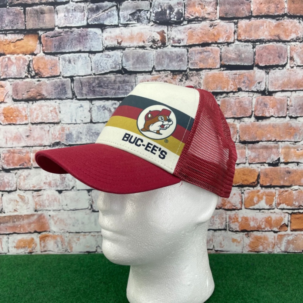 Buc-ee's Trucker Hat Adjustable Snapback Mesh Cap Red White OSFM Retro Logo